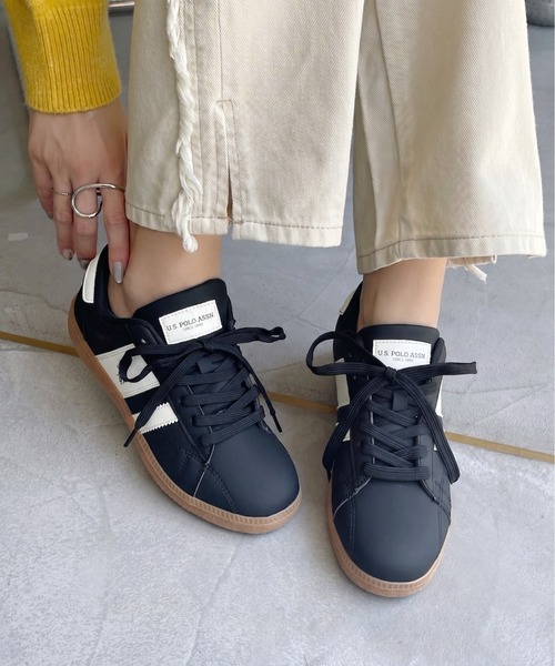 U.S. POLO ASSN.(ユーエスポロアッスン)の「U.S. POLO ASSN ラインデザイン カジュアル ローカットスニーカー(スニーカー・レディース・ブラック/ホワイト/ベージュ・22.5cm/23.0cm/23.5cm/24.0cm/24.5cm)」の3枚目の写真