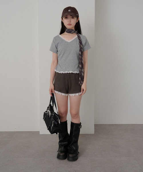 RAY CASSIN（レイカズン）の「レースVネックギャザーコンパクトT（Tシャツ/カットソー・レディース・ホワイト/ライトグレー/ピンク/ネイビー・FREE）」の15枚目の写真