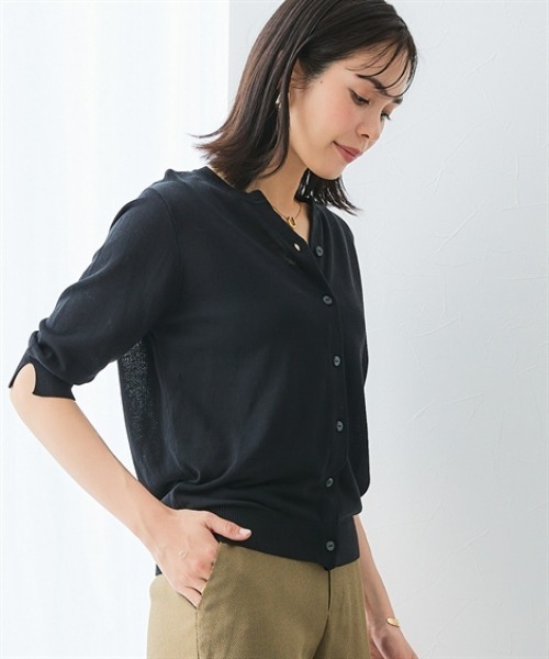 7days Life Styling（セブンデイズライフスタイリング）の「スキッパーネック綿混ニットカーディガン（接触冷感・毛玉になりにくい・UVカット）（ニット/セーター・レディース・ブルー/杢グレー/ブラック・S/M/L/LL）」の5枚目の写真