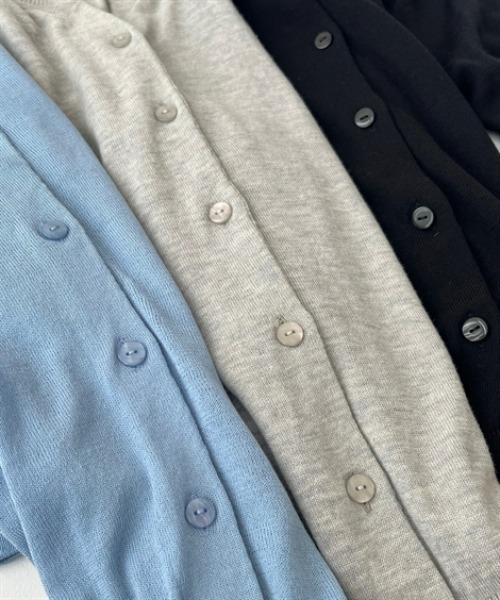 7days Life Styling（セブンデイズライフスタイリング）の「スキッパーネック綿混ニットカーディガン（接触冷感・毛玉になりにくい・UVカット）（ニット/セーター・レディース・ブルー/杢グレー/ブラック・S/M/L/LL）」の17枚目の写真
