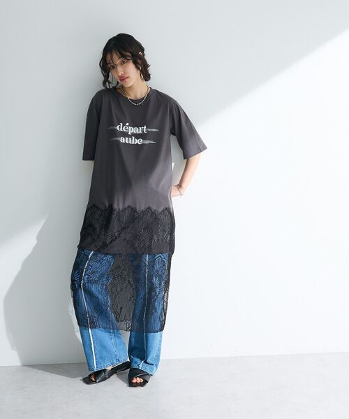 Green　Parks（グリーンパークス）の「裾レースドッキングカットロゴチュニック（チュニック・レディース・チャコールグレー/オフホワイト/カーキ・FREE）」の2枚目の写真