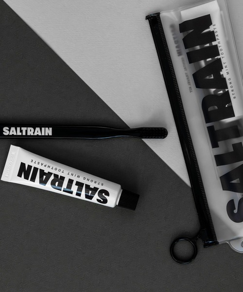 SALTRAIN（ソルトレイン）の「【SALTRAIN/ソルトレイン】トラベルセット（歯ブラシ+歯磨き粉）（オーラルケア/歯磨きグッズ・レディース・ブラック・FREE）」の2枚目の写真