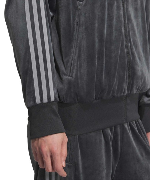 adidas（アディダス）の「adidas FIREBIRD VELOUR TRACK TOP