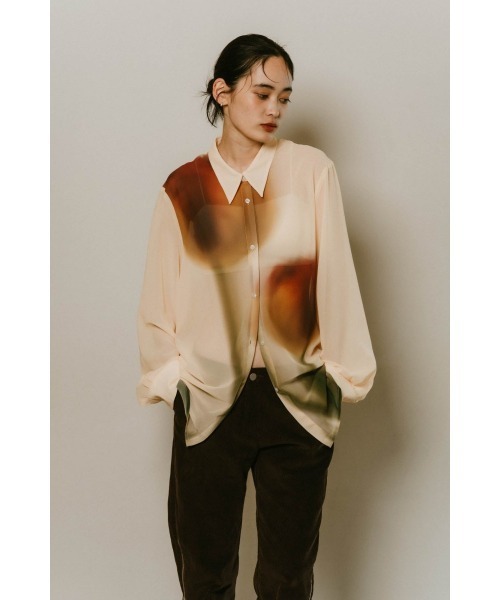 Knuth Marf（クヌースマーフ）の「flower print sheer shirt (unisex)（シャツ/ブラウス・レディース・ブラウン/イエロー/ブルー・SMALL/MEDIUM）」の3枚目の写真
