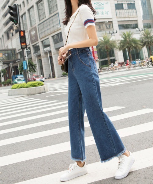 urge：（アージコロン ）の「【URGE：】ハイウエスト 切りっぱなし 裾フリンジ デニム パンツ（デニムパンツ・レディース・ブルー/ライトブルー・SMALL/MEDIUM/LARGE/X-LARGE）」の5枚目の写真