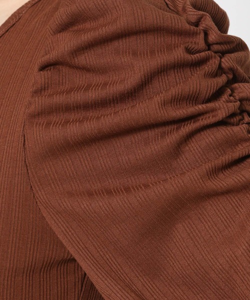 mysty woman（ミスティウーマン）の「前後2WAYテレコパワショルプルオーバー 577439（Tシャツ/カットソー・レディース・ブラウン/ブラック/オフホワイト・FREE）」の18枚目の写真