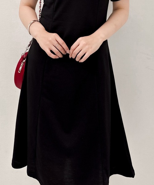 Mejoul（メジュール）の「半袖ロングポロフレアワンピース（シャツワンピース・レディース・ブラック・M）」の9枚目の写真