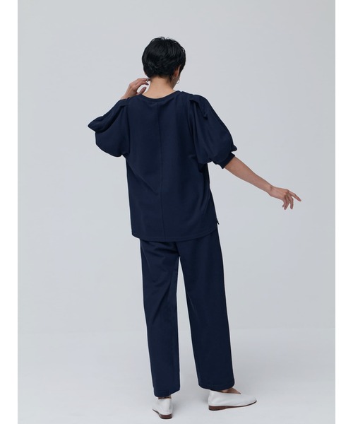 Brown&Street(ブラウンアンドストリート)の「【Daily Luxe】パフスリーブトップス(Tシャツ/カットソー・レディース・ブラック/ネイビー・FREE)」の13枚目の写真