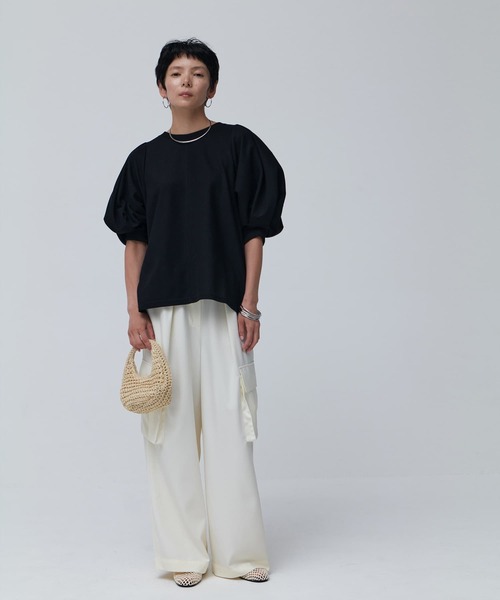 Brown&Street(ブラウンアンドストリート)の「【Daily Luxe】パフスリーブトップス(Tシャツ/カットソー・レディース・ブラック/ネイビー・FREE)」の20枚目の写真