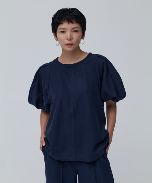 Brown&Street(ブラウンアンドストリート)の「【Daily Luxe】パフスリーブトップス(Tシャツ/カットソー・レディース・ブラック/ネイビー・FREE)」の5枚目の写真