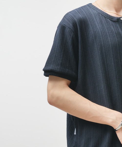 Adoon plain(アドーンプレーン)の「Snap Button Henry Neck T-Shirt / スナップボタンヘンリーネックTシャツ(Tシャツ/カットソー・メンズ・ブラック/カーキ/ネイビー/ライトベージュ・MEDIUM/LARGE)」の15枚目の写真