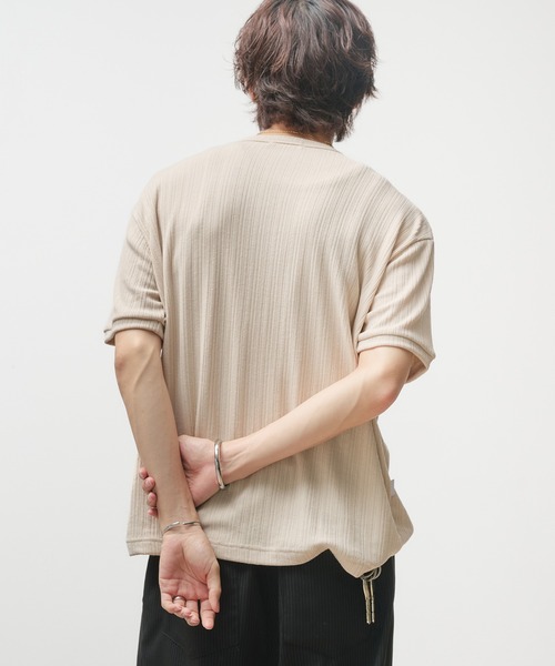 Adoon plain(アドーンプレーン)の「Snap Button Henry Neck T-Shirt / スナップボタンヘンリーネックTシャツ(Tシャツ/カットソー・メンズ・ブラック/カーキ/ネイビー/ライトベージュ・MEDIUM/LARGE)」の6枚目の写真