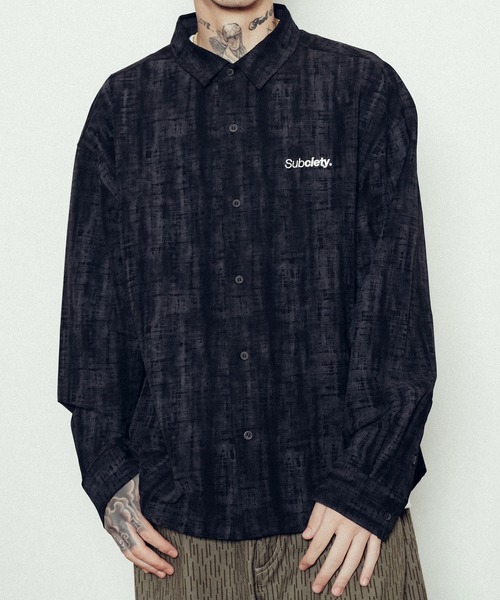 Subciety(サブサエティ)の「Blurred shirt(シャツ/ブラウス・メンズ・ブラウン/オリーブ/ベージュ/ブラック・SMALL/MEDIUM/LARGE/X-LARGE)」の1枚目の写真