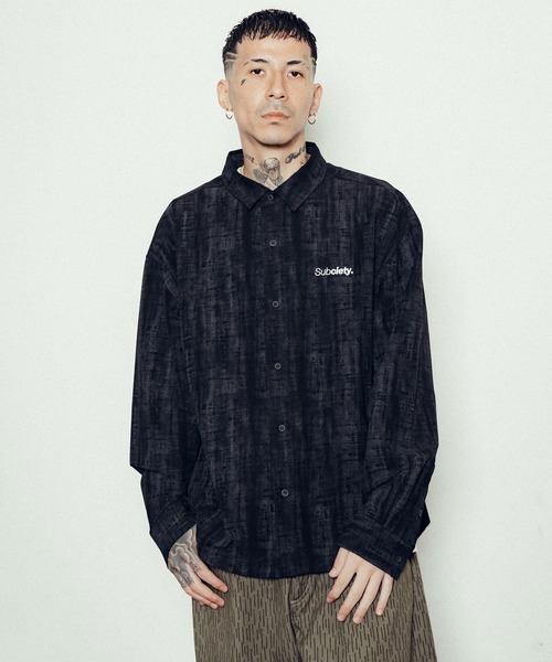 Subciety(サブサエティ)の「Blurred shirt(シャツ/ブラウス・メンズ・ブラウン/オリーブ/ベージュ/ブラック・SMALL/MEDIUM/LARGE/X-LARGE)」の14枚目の写真