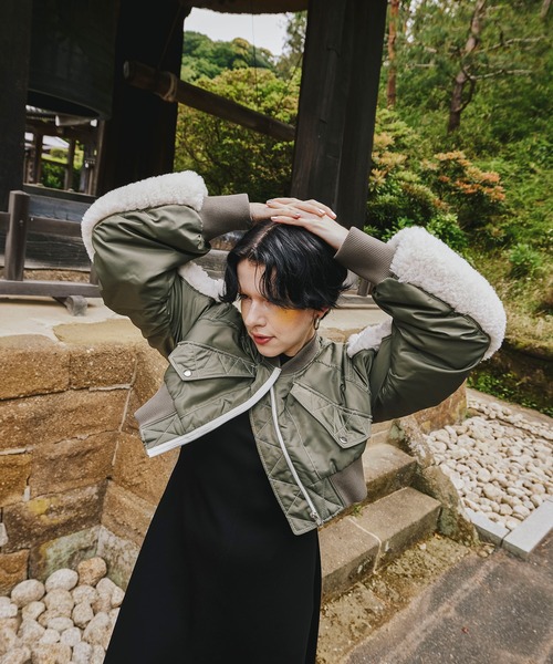 OMMO(オーエムエムオー)の「SLEEVE BOA SHORT MA-1(MA-1・レディース・ブラック/カーキ・36/38)」の7枚目の写真