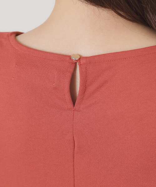 ITS'DEMO（イッツデモ）の「【接触冷感／洗濯機OK】カノコカットタックワンピース（ワンピース・レディース・グリーン/ブルー系その他/ブラック/レッド系/ライトブルー・00）」の11枚目の写真