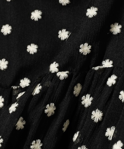 Ray BEAMS(レイビームス)の「フラワー 刺繍 キャミ ワンピース(ワンピース・レディース・ブラック/オレンジ・0/1)」の15枚目の写真