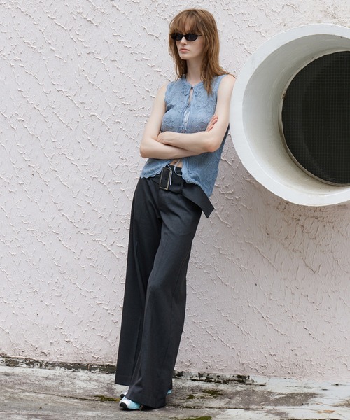 LE CIEL BLEU（ルシェルブルー）の「リラックスフィットトラウザーw/ワイドベルト / Relaxed Fit Trousers w/Wide Belt（その他パンツ・レディース・ブラウン/ブラック/チャコールグレー・34/36/38）」の9枚目の写真