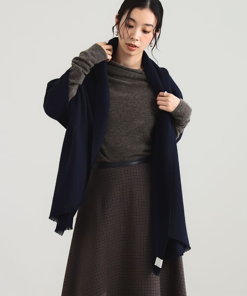 Demi-Luxe BEAMS（デミルクス ビームス）の「【1/15再値下げ】AK+1 / ウール フリンジ ストール（ストール/ショール・レディース・ネイビー/イエロー・ONE SIZE）」の8枚目の写真