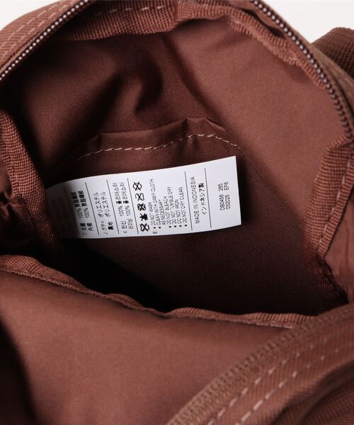 NIKE（ナイキ）の「NIKE ナイキ U HERITAGE CROSSBODY バッグ DB0456 265FAUNBN/SMTWH（ボディバッグ/ウエストポーチ・メンズ・ブラウン・FREE）」の4枚目の写真