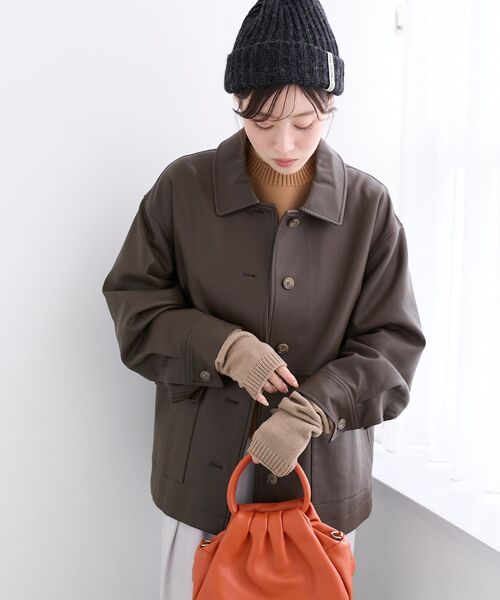 le.coeur blanc（ルクールブラン）の「ステンカラー合皮ジャケット（その他アウター・レディース・ブラック/ブラウン・38）」の4枚目の写真