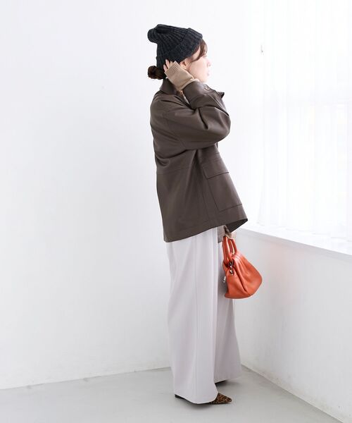 le.coeur blanc（ルクールブラン）の「ステンカラー合皮ジャケット（その他アウター・レディース・ブラック/ブラウン・38）」の8枚目の写真