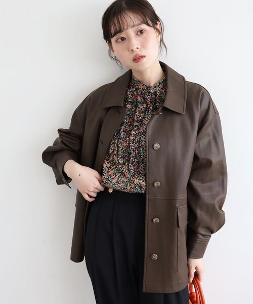 le.coeur blanc（ルクールブラン）の「ステンカラー合皮ジャケット（その他アウター・レディース・ブラック/ブラウン・38）」の13枚目の写真