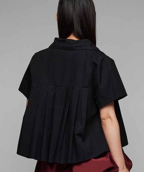 Narcissus（ナルシス）の「プリーツデザイン半袖ブラウス（シャツ/ブラウス・レディース・ホワイト/ブラック・FREE）」の2枚目の写真