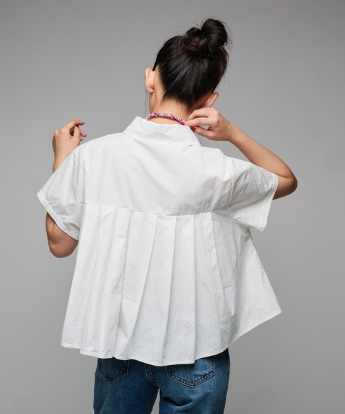 Narcissus（ナルシス）の「プリーツデザイン半袖ブラウス（シャツ/ブラウス・レディース・ホワイト/ブラック・FREE）」の10枚目の写真