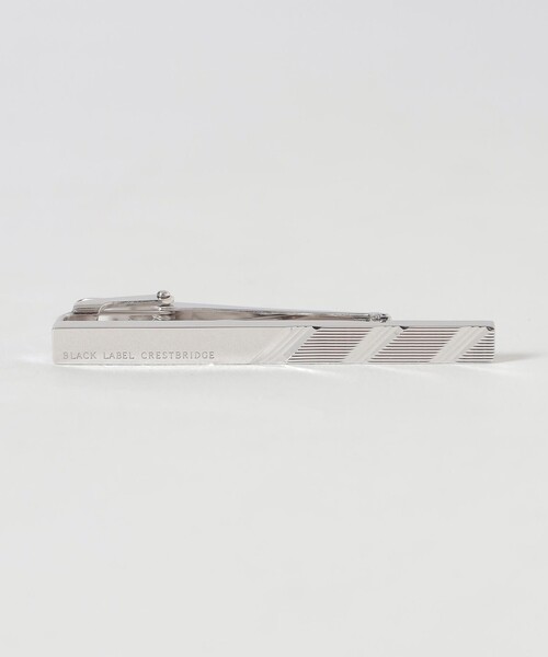 BLACK LABEL CRESTBRIDGE(ブラックレーベル・クレストブリッジ)の「ストライプハーフダイヤカットタイバー(ネクタイピン・メンズ・グレー系その他2/ブラック・FREE)」の5枚目の写真