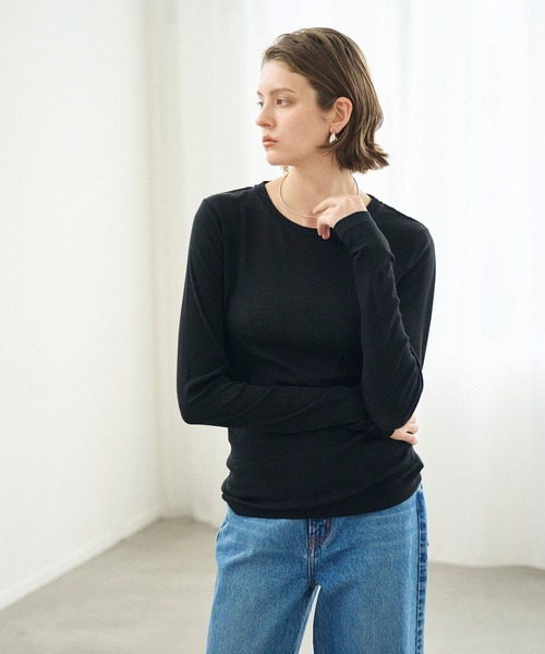 N.O.R.C（ノーク）の「コットンシアーロングスリーブトップス（Tシャツ/カットソー・レディース・オフホワイト/ブラック・フリー）」の4枚目の写真