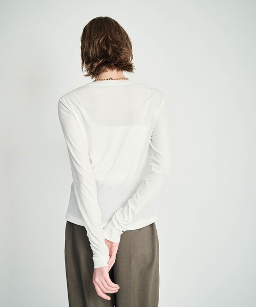 N.O.R.C（ノーク）の「コットンシアーロングスリーブトップス（Tシャツ/カットソー・レディース・オフホワイト/ブラック・フリー）」の12枚目の写真