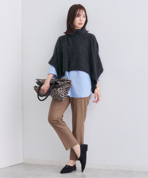 INDIVI（インディヴィ）の「【エアリー素材】ブークレケープポンチョ（ニット/セーター・レディース・ナチュラル/グレー/チャコールグレー・00）」の14枚目の写真