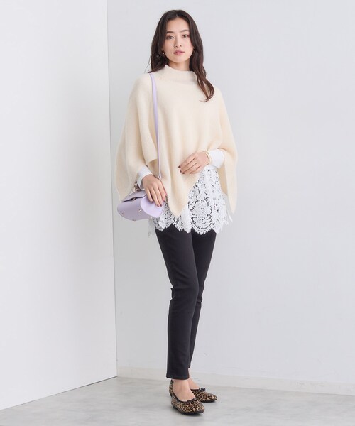 INDIVI（インディヴィ）の「【エアリー素材】ブークレケープポンチョ（ニット/セーター・レディース・ナチュラル/グレー/チャコールグレー・00）」の18枚目の写真