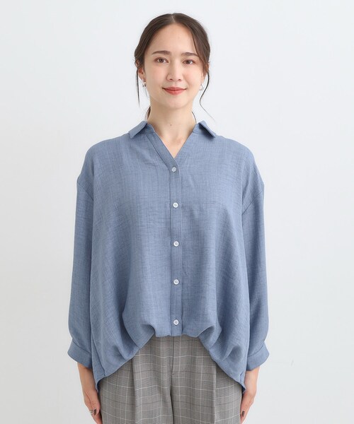 SHOO・LA・RUE（シューラルー）の「【S-LL】インせず着られる デニムライク前開きブラウス（シャツ/ブラウス・レディース・ブルー/ブルー系その他・04/03/02/01）」の11枚目の写真