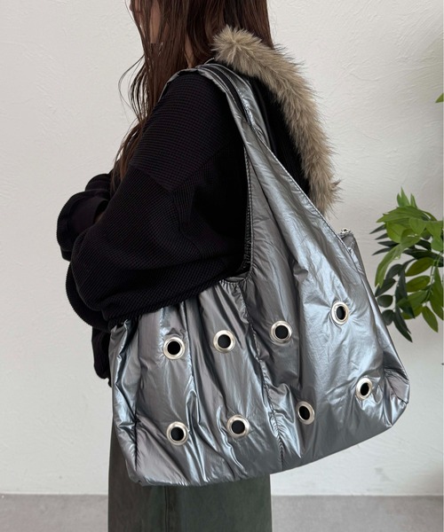 sedacle（セダクル）の「アイレットハンドバッグ（ハンドバッグ・レディース・シルバー/ブラック・FREE）」の7枚目の写真