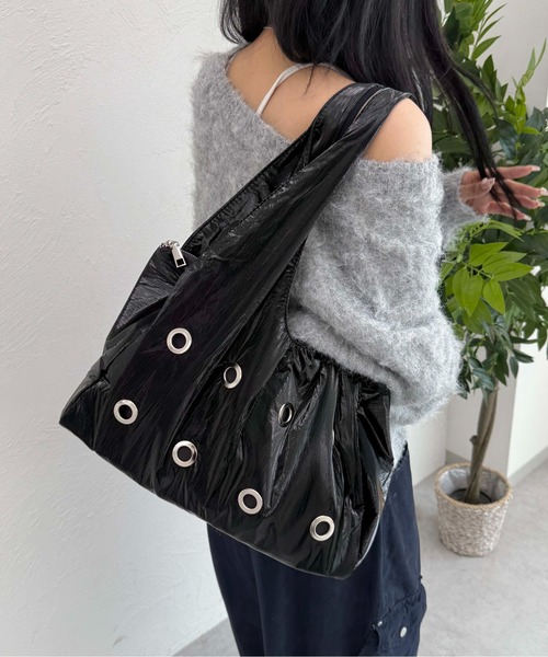 sedacle（セダクル）の「アイレットハンドバッグ（ハンドバッグ・レディース・シルバー/ブラック・FREE）」の10枚目の写真