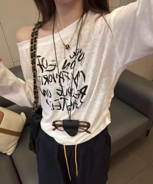 Achic(アシック)の「ワンショルダーロングスリーブ(Tシャツ/カットソー・レディース・ネイビー/ホワイト/グレー・M)」の2枚目の写真