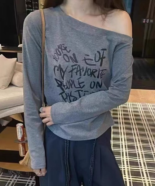 Achic(アシック)の「ワンショルダーロングスリーブ(Tシャツ/カットソー・レディース・ネイビー/ホワイト/グレー・M)」の4枚目の写真