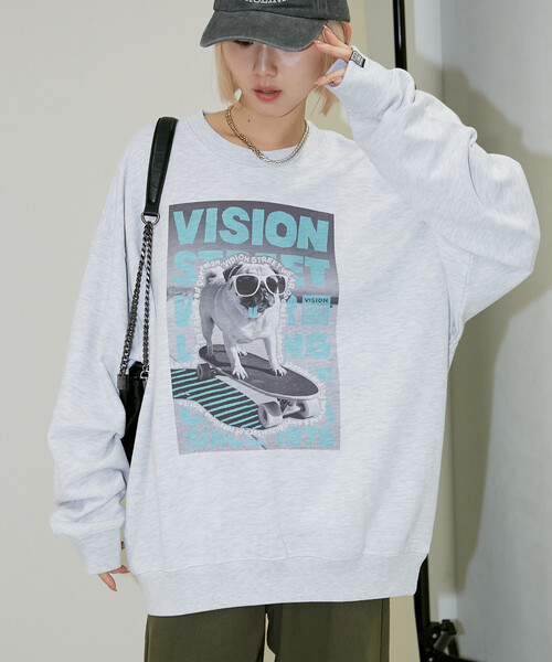 PUBLUX（パブリュクス）の「VISION STREET WEAR/ヴィジョンストリートウェアー 別注DOG PHOTO SWEAT(限定展開)（スウェット・メンズ・ライトグレー/オフホワイト/チャコールグレー・MEDIUM/X-LARGE/LARGE）」の18枚目の写真