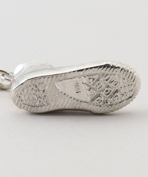 JOURNAL STANDARD(ジャーナルスタンダード)の「【Poly Things/ポリーシングス】Usual Sneakers(ネックレス・レディース・シルバー・FREE)」の7枚目の写真