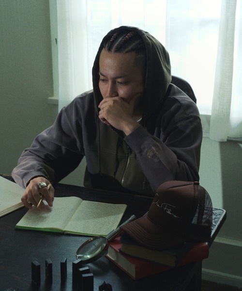 XLARGE（エクストララージ）の「XLARGE×DexFilmz ZIP UP HOODED SWEATSHIRT（パーカー・メンズ・ブラウン/ブラック・XL/L/M/S）」の22枚目の写真