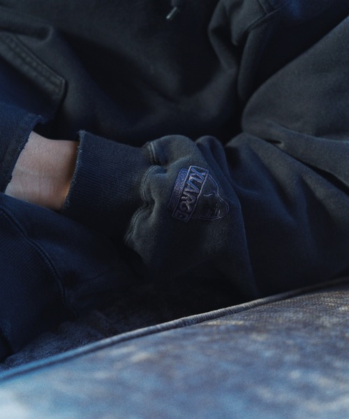 XLARGE（エクストララージ）の「XLARGE×DexFilmz ZIP UP HOODED SWEATSHIRT（パーカー・メンズ・ブラウン/ブラック・XL/L/M/S）」の20枚目の写真