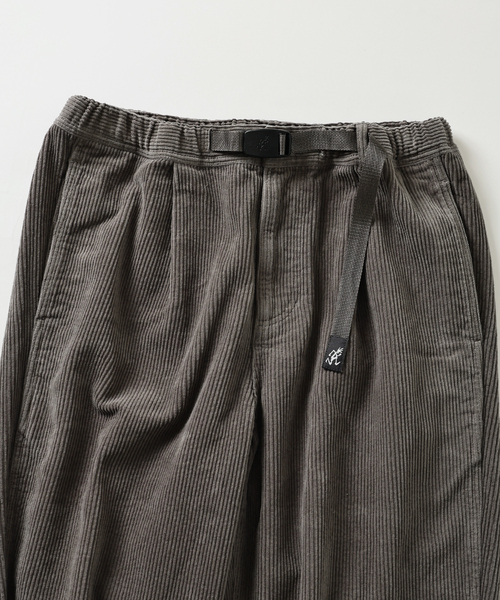 Gramicci(グラミチ)の「GRAMICCI / グラミチ 別注 コーデュロイ リラックスド プリーツ パンツ(その他パンツ・メンズ・グレー/チャコールグレー/カーキ/ブラック/ブラウン・X-LARGE/LARGE/MEDIUM)」の17枚目の写真