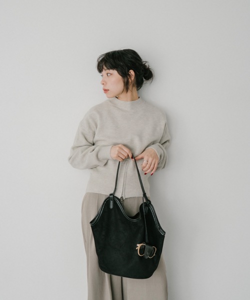 DRWCYS(ドロシーズ)の「スウェードライクカームトート(トートバッグ・レディース・ブラック/ブラウン・FREE)」の12枚目の写真