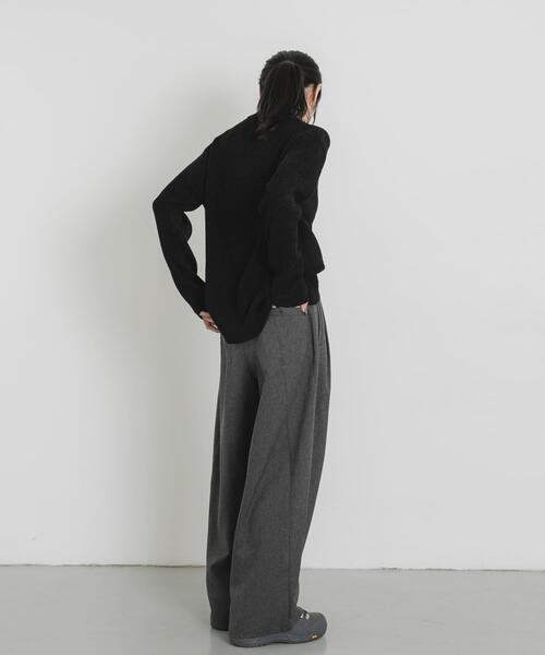 EKAL(エカル)の「ハイゲージモールニットプルオーバー(ニット/セーター・レディース・ホワイト/グレー/ブラック・ONE)」の11枚目の写真