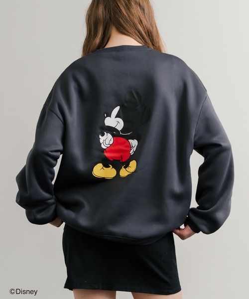 MICKEY MOUSE(ミッキーマウス)の「Disney ディズニー MICKEY MOUSE オーバーサイズ ミッキーマウスプリント裏起毛スウェットトレーナー(スウェット・レディース・グレー系2/グレー系3/グレー系4/オートミール/チャコール/ベージュ/グレー系/ベージュ系1/ネイビー系/ダークグリーン/グレー/グレー系1/ベージュ系/ダークグリーン系/ネイビー/キャメル・M/L/XL)」の7枚目の写真