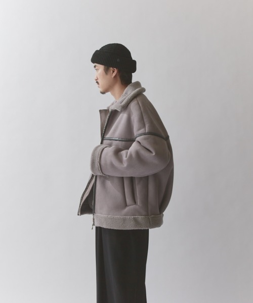 Lui's（ルイス）の「フェイクムートンブルゾン（ブルゾン・メンズ・ライトグレー/チャコールグレー・S/M）」の3枚目の写真