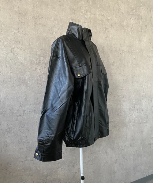 lilful(リルフル)の「オーバーサイズPUレザースタンドネックジャケット(ライダースジャケット・メンズ・ブラック・F)」の3枚目の写真