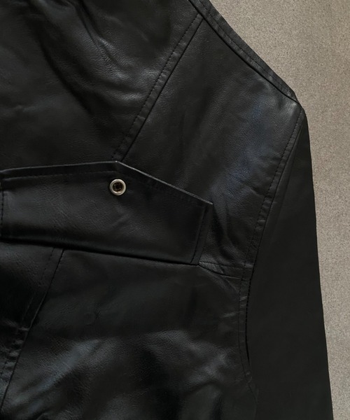 lilful(リルフル)の「オーバーサイズPUレザースタンドネックジャケット(ライダースジャケット・メンズ・ブラック・F)」の10枚目の写真